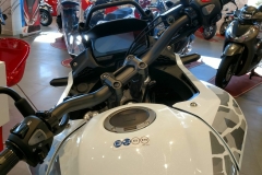 Honda CB500X 2021 Color Blanco Perla Metalloid en Servihonda.