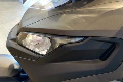 Honda X-ADV Color Plata Mate Metalizado Moonstone en Servihonda.