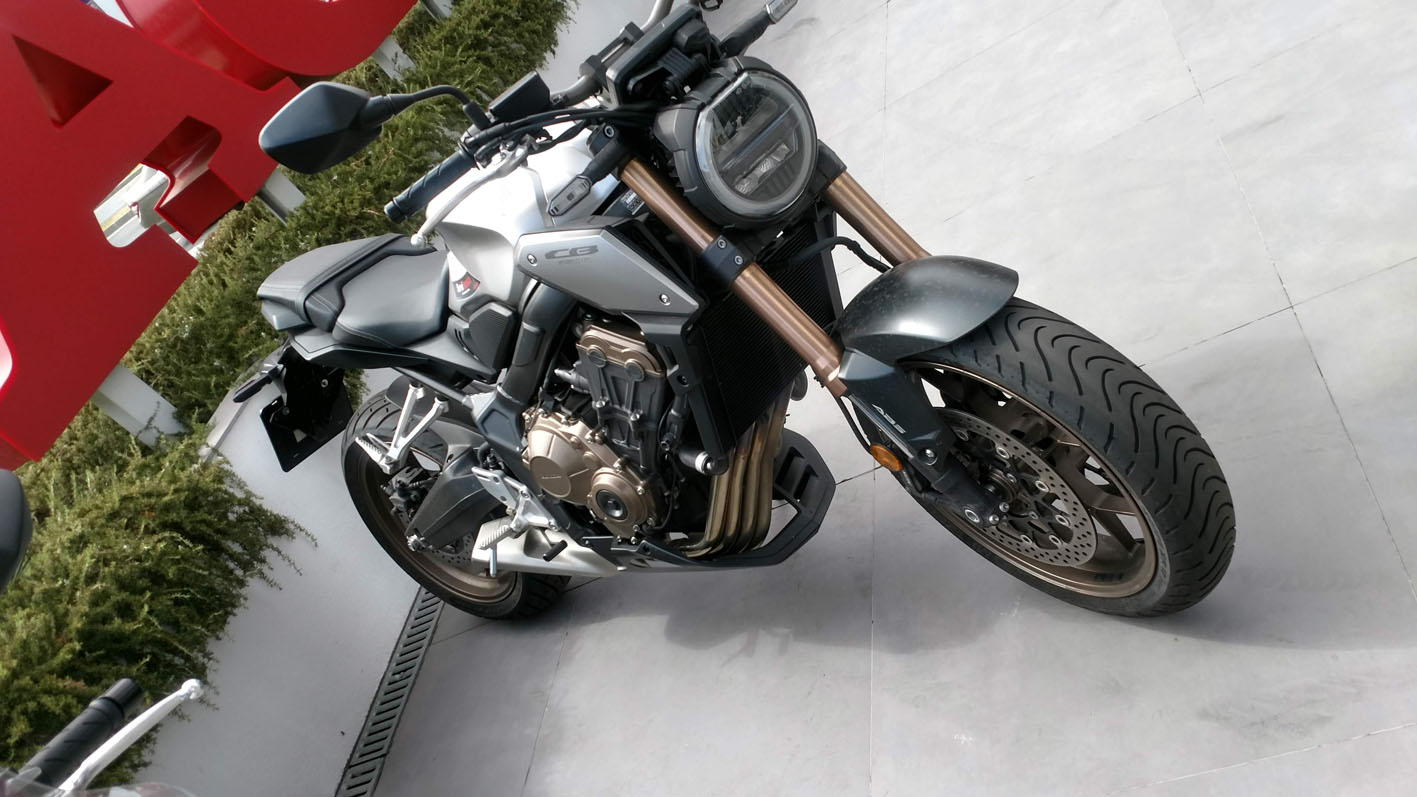 Honda CB650R Demo Bike en Servihonda.