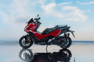 25YM Honda ADV350