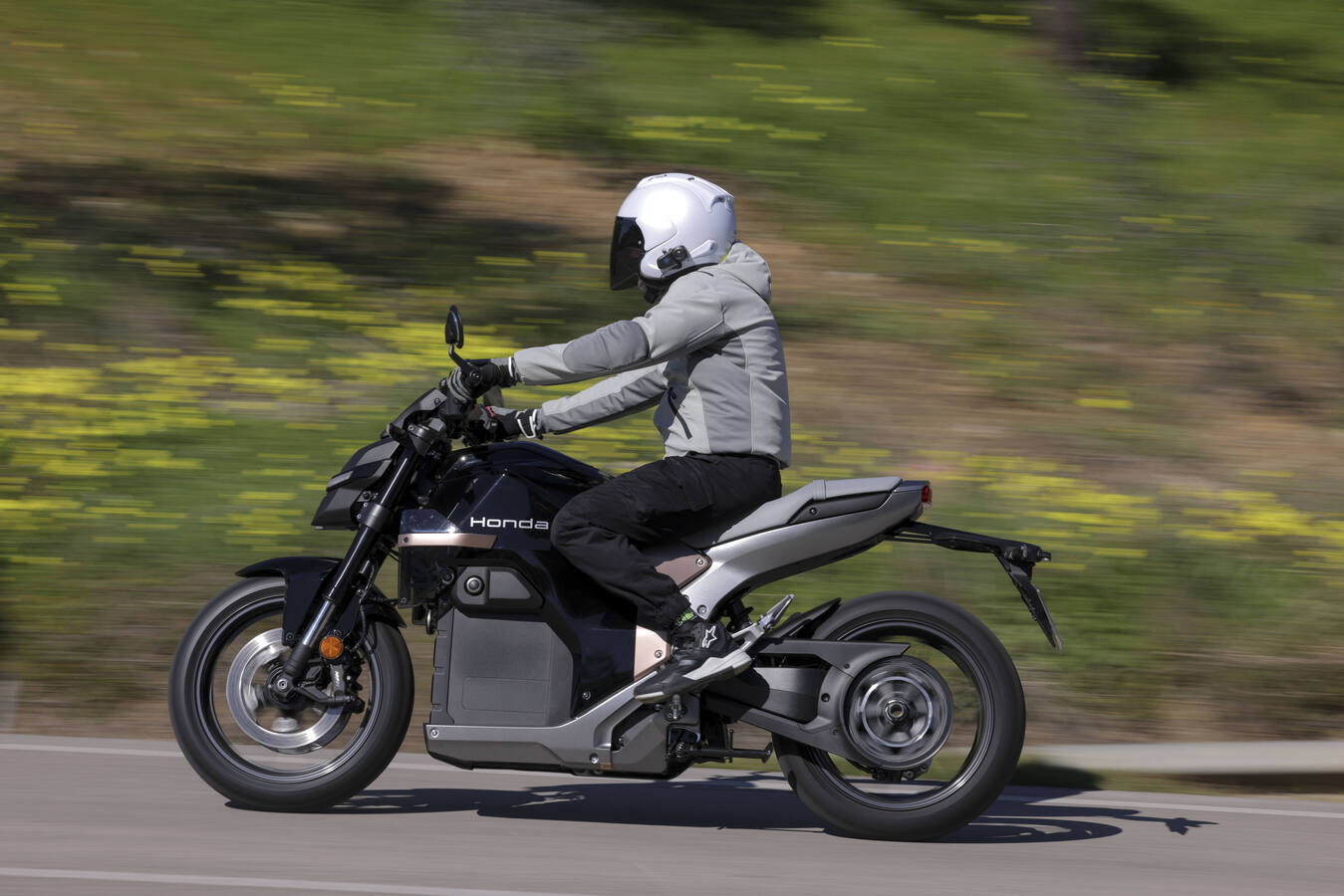 26YM Honda WN7